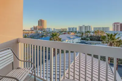 Photo 3 - Fairfield Inn & Suites by Marriott Orange Beach