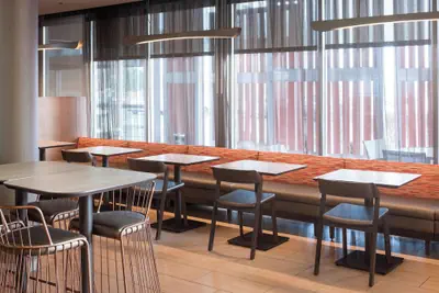 Photo 4 - SpringHill Suites by Marriott Salt Lake City Airport