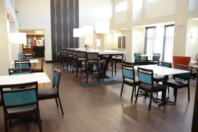 Photo 4 - Hampton Inn & Suites Chicago Southland-Matteson