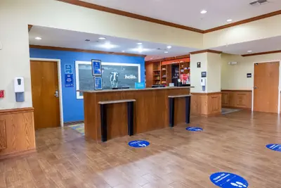 Photo 5 - Hampton Inn Alice