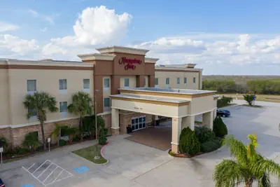 Photo 2 - Hampton Inn Alice