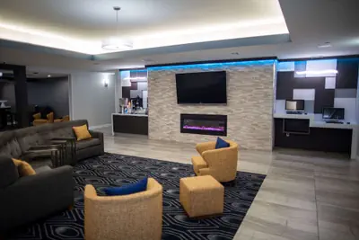 Photo 3 - La Quinta Inn & Suites by Wyndham Houston East at Normandy