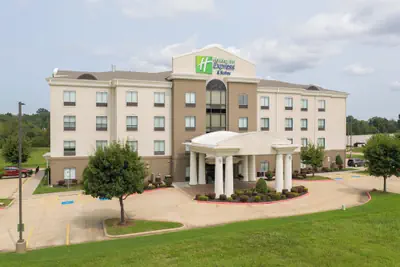 Photo 2 - Holiday Inn Express Suites Van Buren-Ft Smith Area by IHG