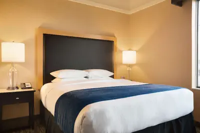 Photo 4 - DoubleTree by Hilton Hotel Oklahoma City Airport