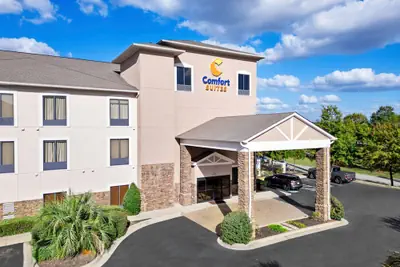 Photo 2 - Comfort Suites Augusta Riverwatch