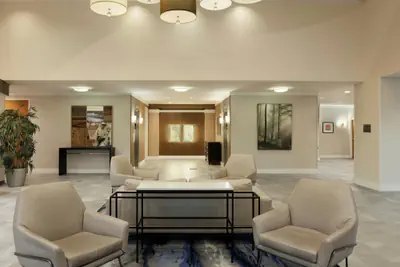 Photo 3 - Fairfield Inn & Suites by Marriott Miami Airport South