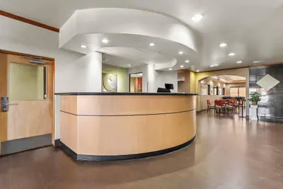 Photo 3 - Comfort Suites El Paso West