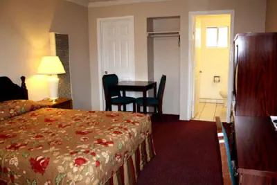 Photo 3 - Sunset Inn and Suites