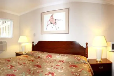 Photo 4 - Sunset Inn and Suites