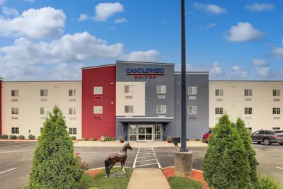 Photo 2 - Candlewood Suites Lexington by IHG