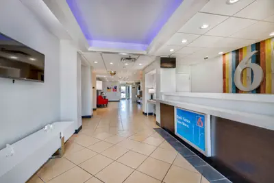 Photo 3 - Motel 6 Norman, OK