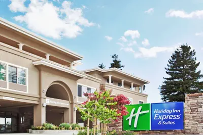 Photo 2 - Holiday Inn Express Hotel & Suites Santa Cruz by IHG