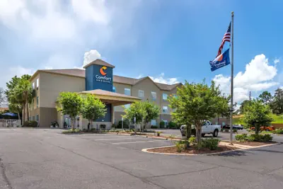 Photo 2 - Comfort Inn & Suites Crestview South