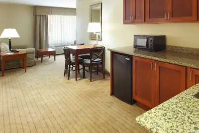 Photo 4 - Holiday Inn Express Inn & Suites Searcy by IHG