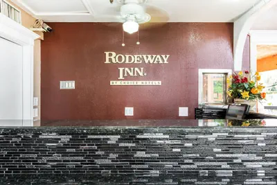 Photo 2 - Rodeway Inn Cypress - Buena Park