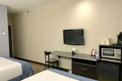 Photo 5 - Microtel Inn & Suites by Wyndham Elkhart