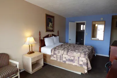 Photo 3 - Sands Motel