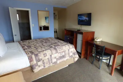 Photo 5 - Sands Motel