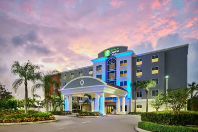 Photo 2 - Holiday Inn Express & Suites Port St. Lucie West by IHG