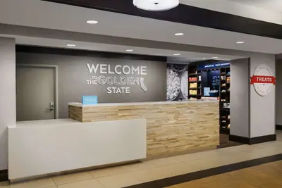 Photo 4 - Hampton Inn & Suites West Sacramento