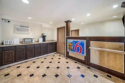 Photo 4 - Motel 6 Toms River, NJ - Near Seaside Heights