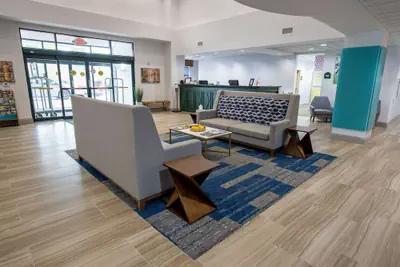 Photo 5 - Wingate by Wyndham Lafayette Airport