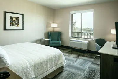 Photo 5 - Hampton Inn & Suites Arroyo Grande/Pismo Beach Area, CA