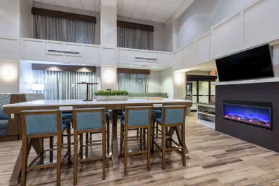 Photo 2 - Hampton Inn & Suites Casper