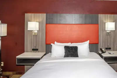 Photo 3 - Countryside Suites Kansas City Independence I-70E Sports Complex Hotel