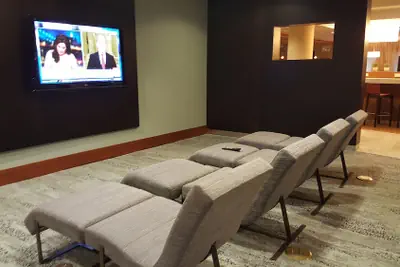 Photo 3 - Courtyard Marriott Aksarben Village
