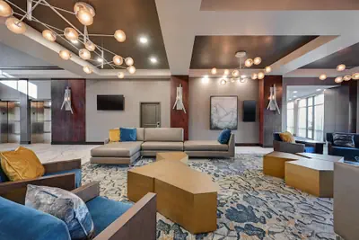 Photo 4 - DoubleTree by Hilton Denver International Airport