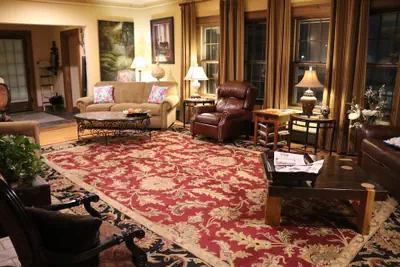 Photo 4 - Iowa House