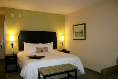 Photo 4 - Hampton Inn Alpine