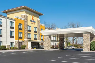 Photo 2 - Comfort Suites Lancaster Amish Country