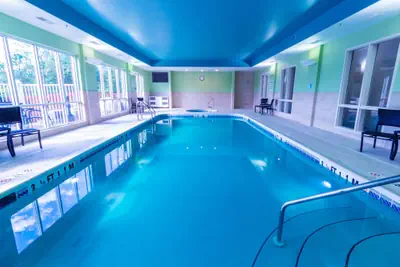 Photo 2 - Holiday Inn Express Hotel & Suites Crestview by IHG