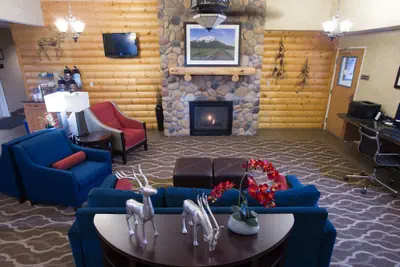 Photo 5 - Comfort Suites Anchorage International Airport