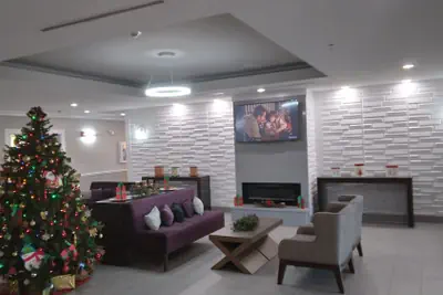 Photo 4 - La Quinta Inn & Suites by Wyndham Houston - Magnolia