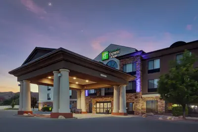 Photo 2 - Holiday Inn Express Hotel & Suites Richfield by IHG