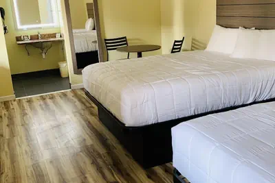 Photo 5 - Central Coast Inn