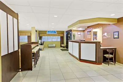 Photo 3 - Microtel Inn & Suites by Wyndham Bryson City