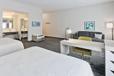 Photo 5 - Hampton Inn & Suites Phenix City- Columbus Area