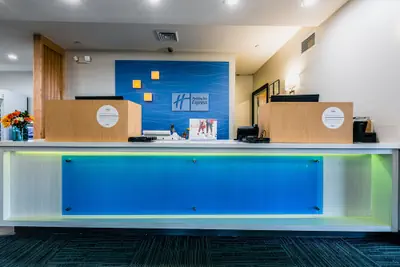 Photo 4 - Holiday Inn Express Hotel & Suites Hamburg by IHG