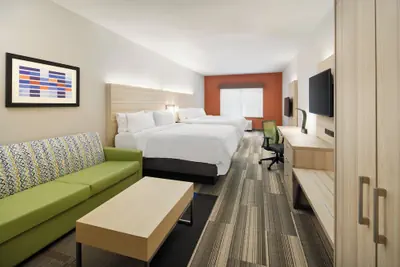 Photo 5 - Holiday Inn Express & Suites Salem by IHG