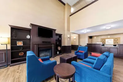 Photo 3 - Comfort Inn & Suites Near Lake Lewisville