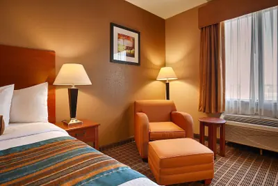 Photo 5 - Best Western Orange Inn & Suites