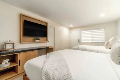 Photo 2 - LYFE INN & SUITES by AGA - San Diego Airport/Point Loma