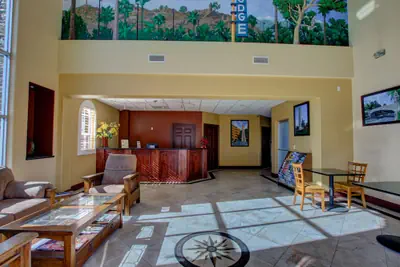 Photo 3 - Thunderbird Lodge in Riverside