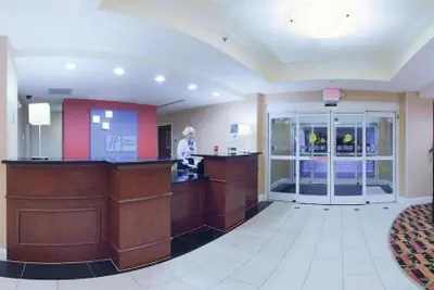 Photo 3 - Holiday Inn Express Hotel & Suites Spartanburg-North by IHG
