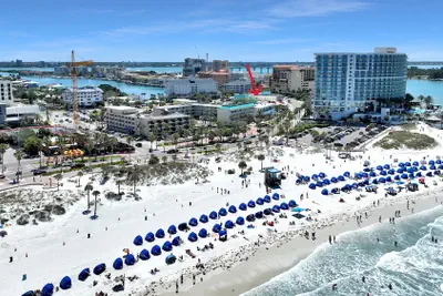 Photo 2 - Pelican Pointe Clearwater Beach Hotel
