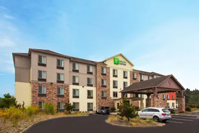 Photo 2 - Holiday Inn Express Hotel & Suites NEWPORT by IHG